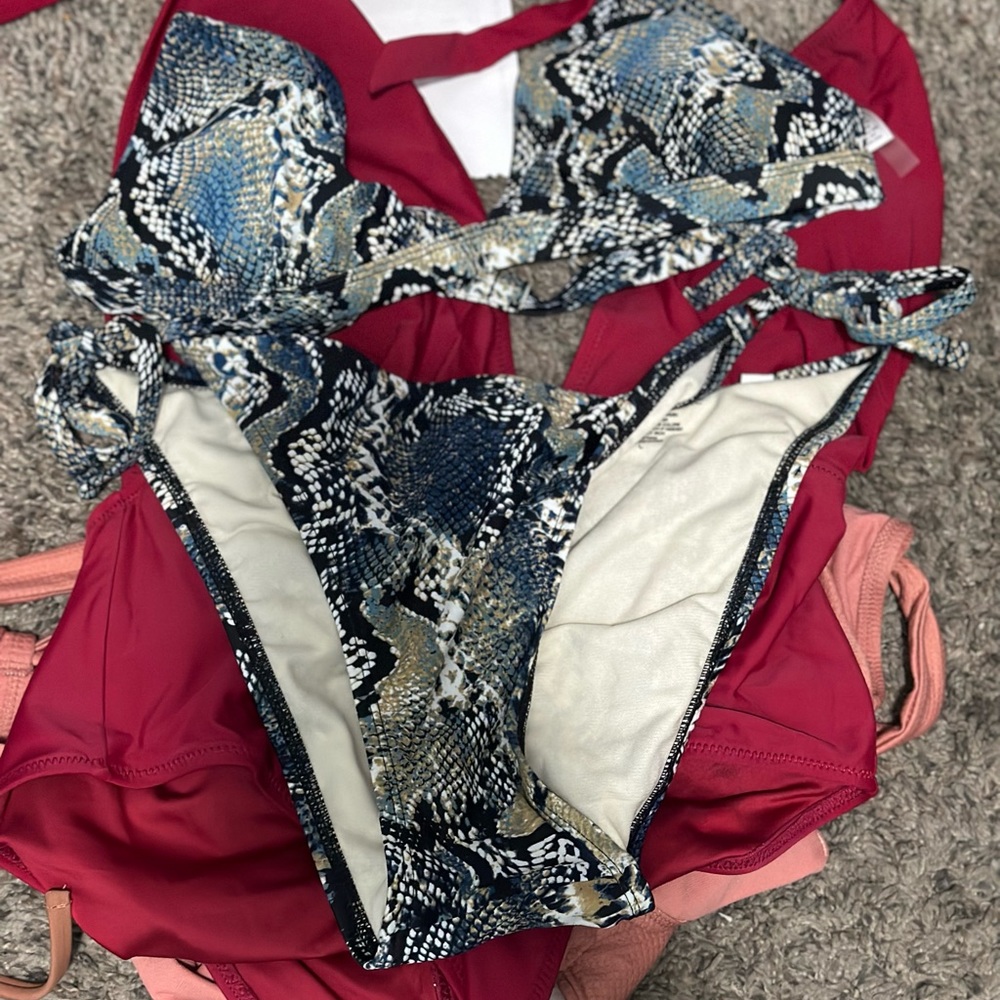 Bikinis 👙 - Picture 11 of 12